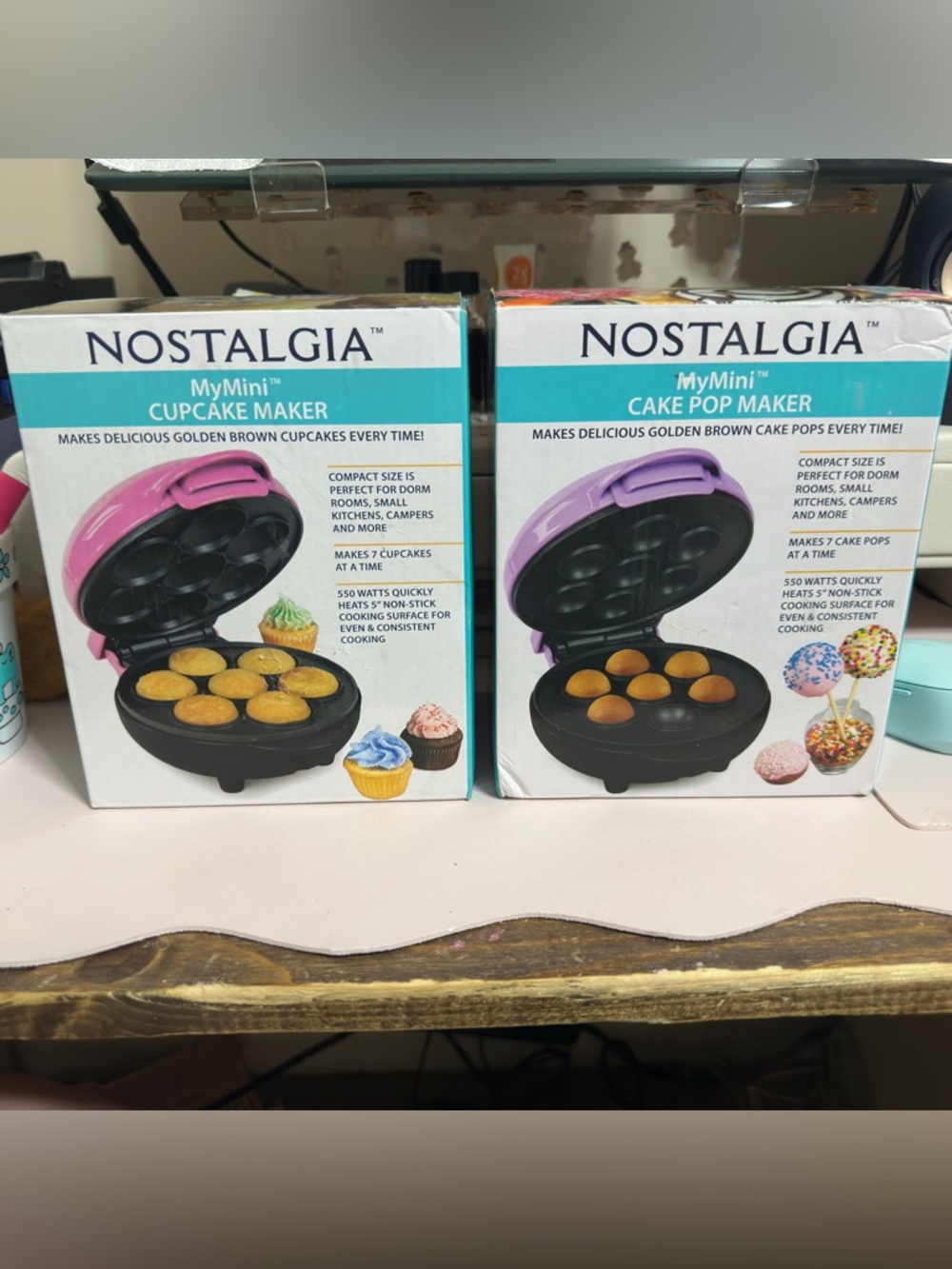 New in box Nostalgia Cake Pop and mini cupcake makers